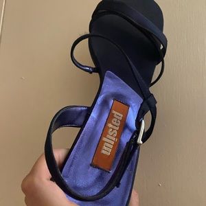 Unlisted vintage heels